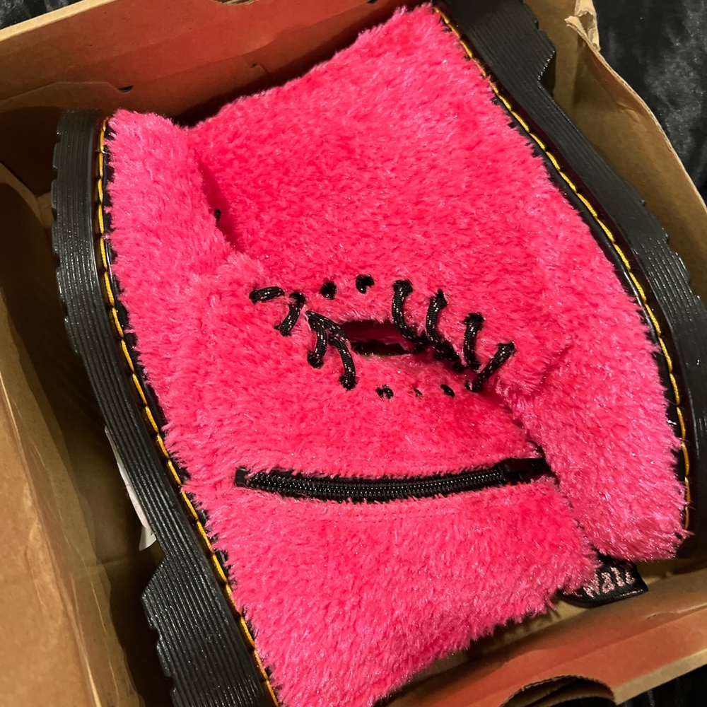 Fuzzy Pink Kids Dr. martens size 4